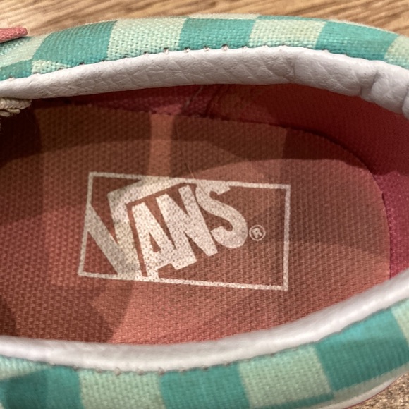 VANS checkerboard slip ons - Picture 7 of 9